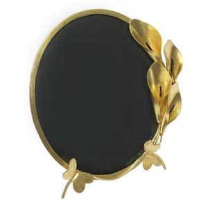 قاب عکس دستساز مدل گل شیپوری