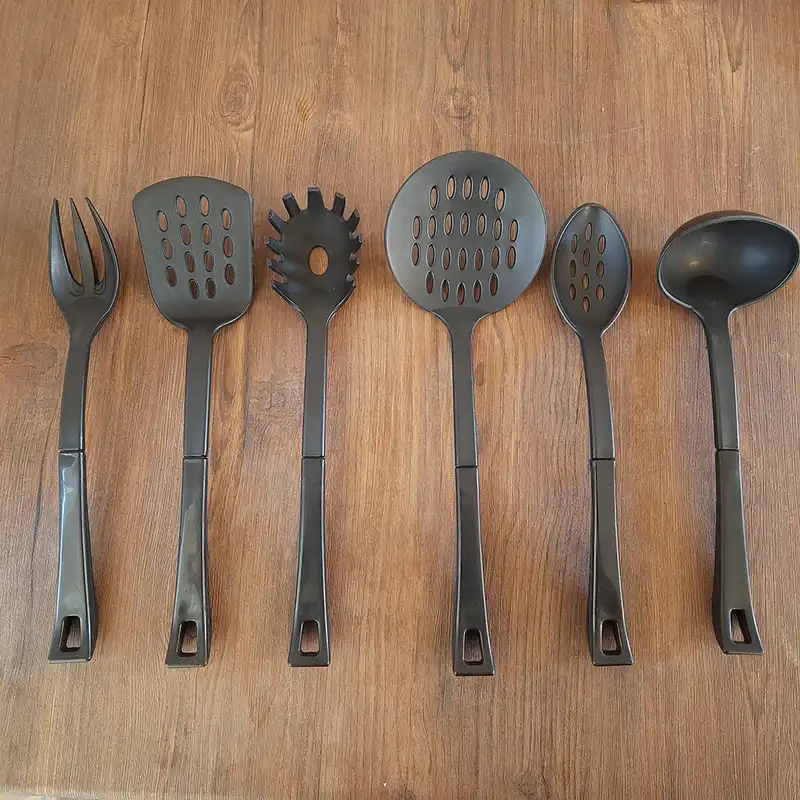 سرویس کفگیر و ملاقه 6 پارچه مدل استند دار