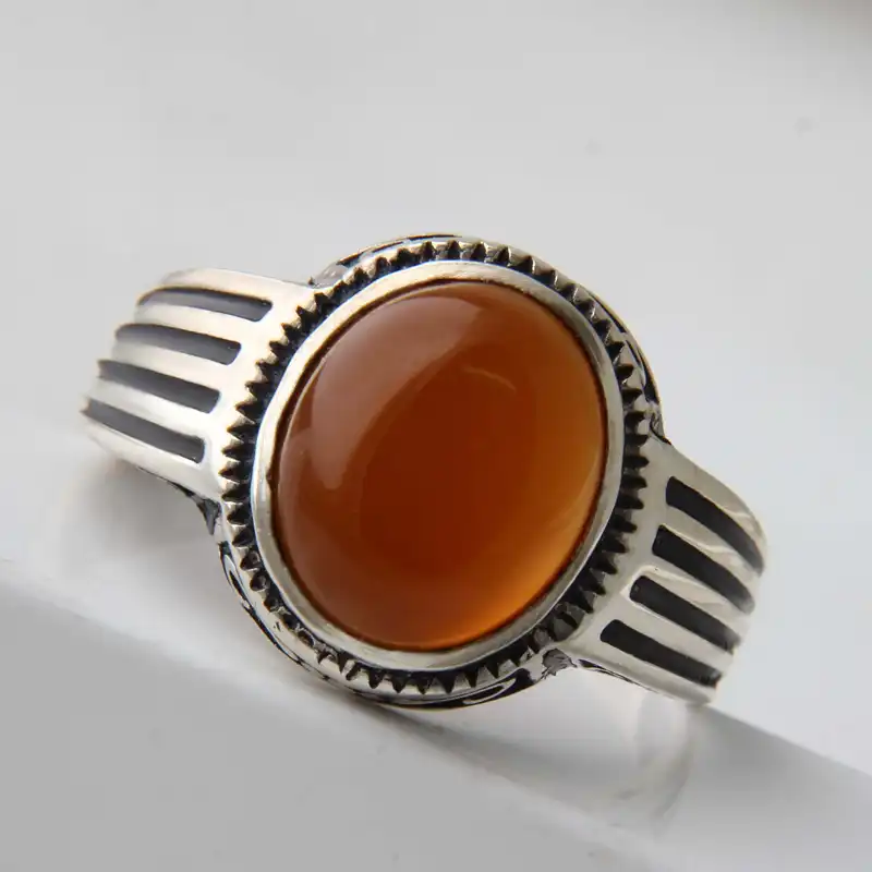 انگشتر نقره مردانه بازرگانی میلادی مدل سنگ  عقیق یمنی کهنه رکاب دست ساز سیاه قلم کد AM_2179