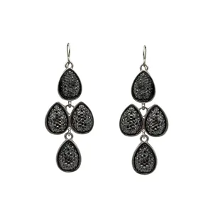 گوشواره زنانه تاش مدل سلطنتی