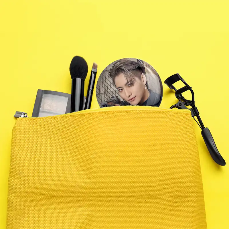 آینه جیبی خندالو مدل سونگهوا گروه ایتیز ATEEZ  کد 21267