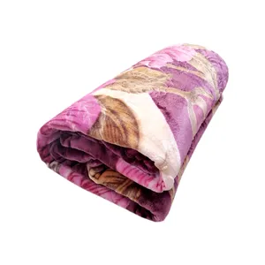 پتو نیکوباف مدل برلیان طرح گل برجسته کد ND 01 سایز 235x200 سانتی متر 