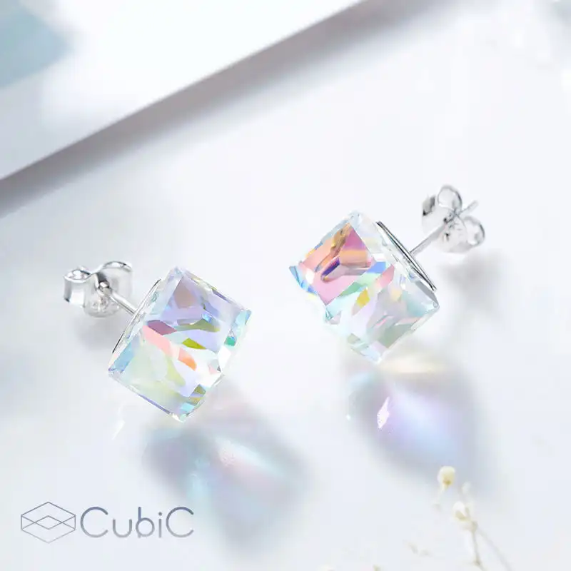 گوشواره نقره زنانه کوبیک مدل QE-5310-A