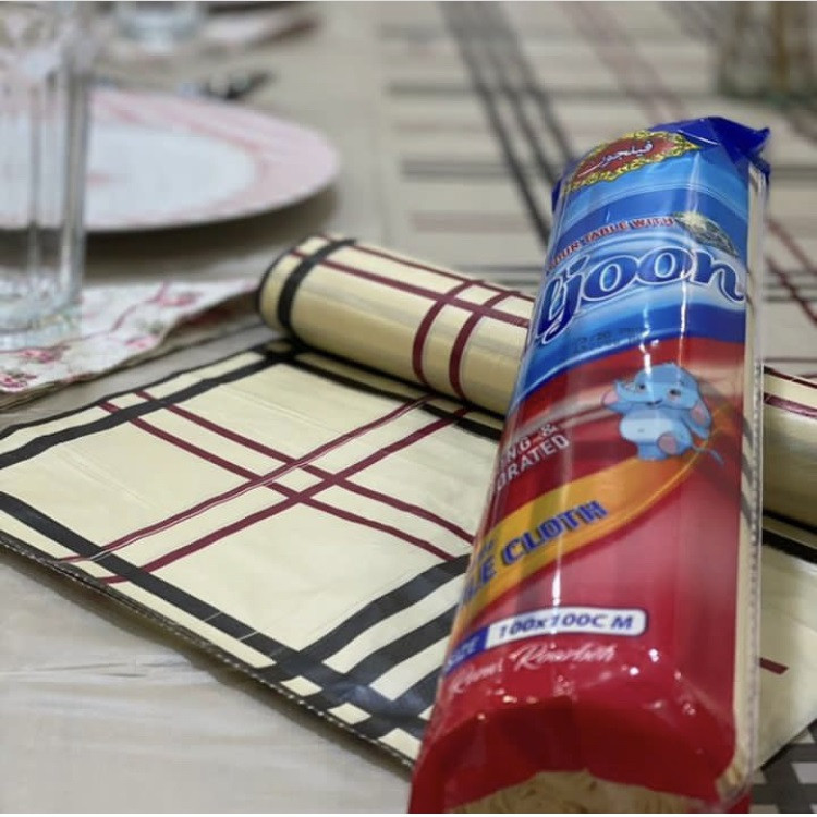 سفره یکبار مصرف فیلجون مدل ضخیم طرح بری بری رول 30 متری