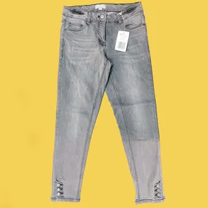 شلوار جین زنانه بلوموشن مدل برمودا کد TB100