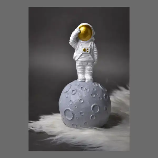 مجسمه مدل فضانورد کد A1