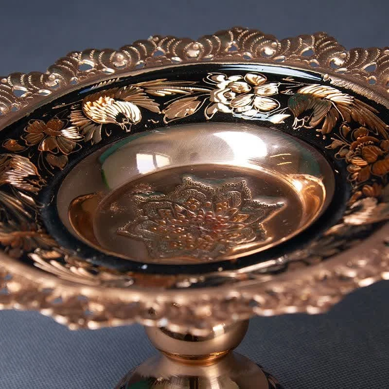 عکس شماره 7 : شیرینی خوری مسی طرح الماس تراش مدل l04