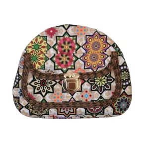 کیف دوشی دست دوز زنانه مدل هلالی  کد 98