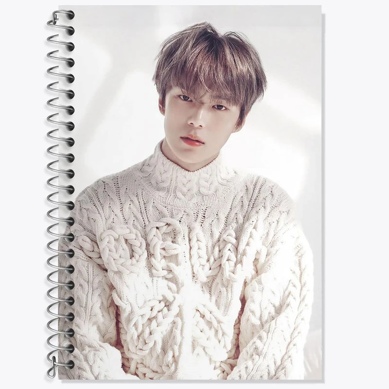 دفتر زبان 50 برگ خندالو مدل دو خط طرح مینهیوک گروه مانستا اکس MONSTA X کد 21163