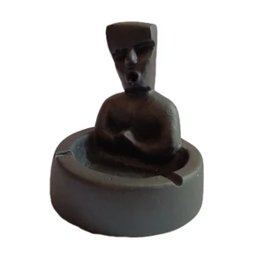 زیرسیگاری مدل آدمک