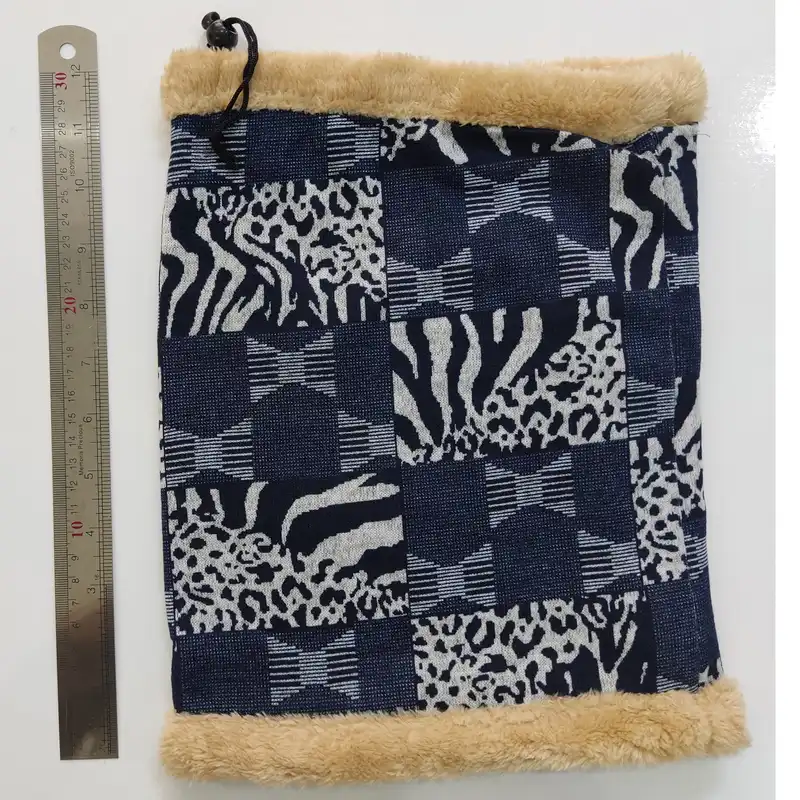 دستمال سر و گردن مدل اسکارف تو خز طرح بافت