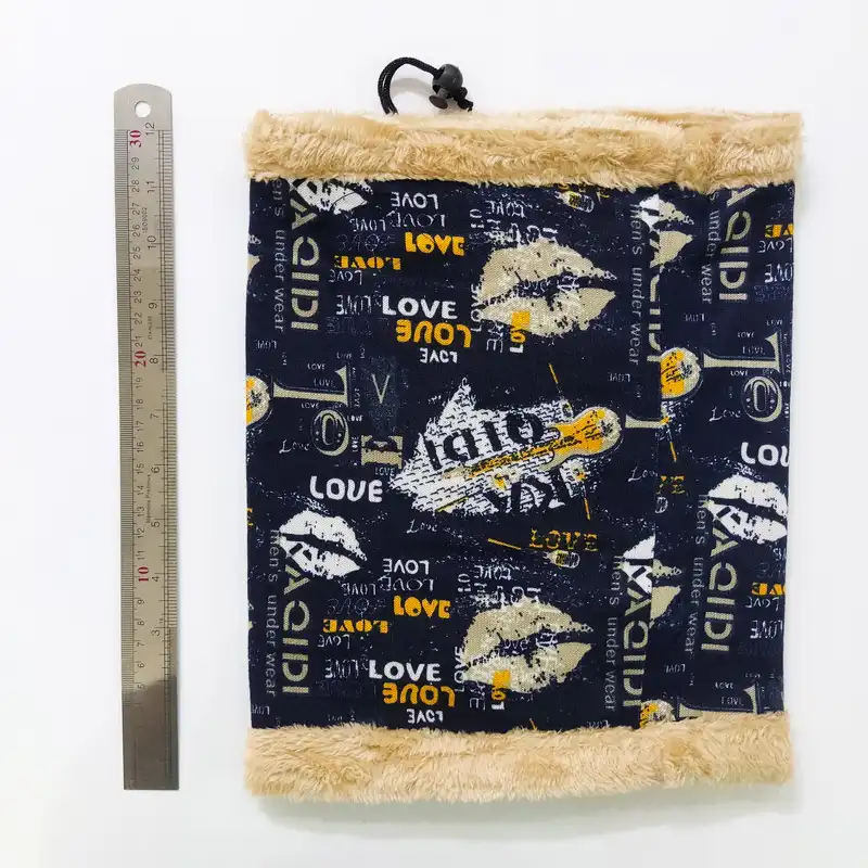 دستمال سر و گردن مدل اسکارف تو خز طرح بافت