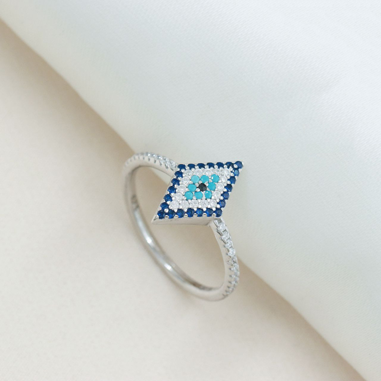 انگشتر نقره زنانه جی تی ای مدل چشم نظر انگشتر نقره زنانه جی تی ای مدل چشم نظر