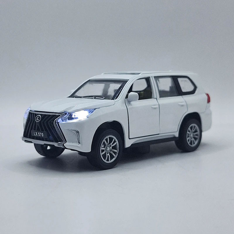 ماشین بازی مدل lexus lx 570