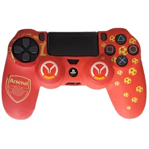 محافظ دسته پلی استیشن 4 طرح آرسنال مدل Arsenal PS4320 به همراه روکش آنالوگ
