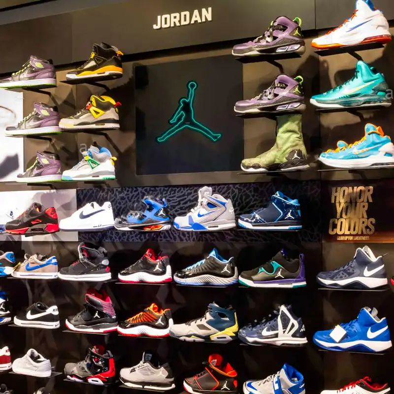 چراغ دیواری نئون دیزاین طرح Jordan-BL_TBL