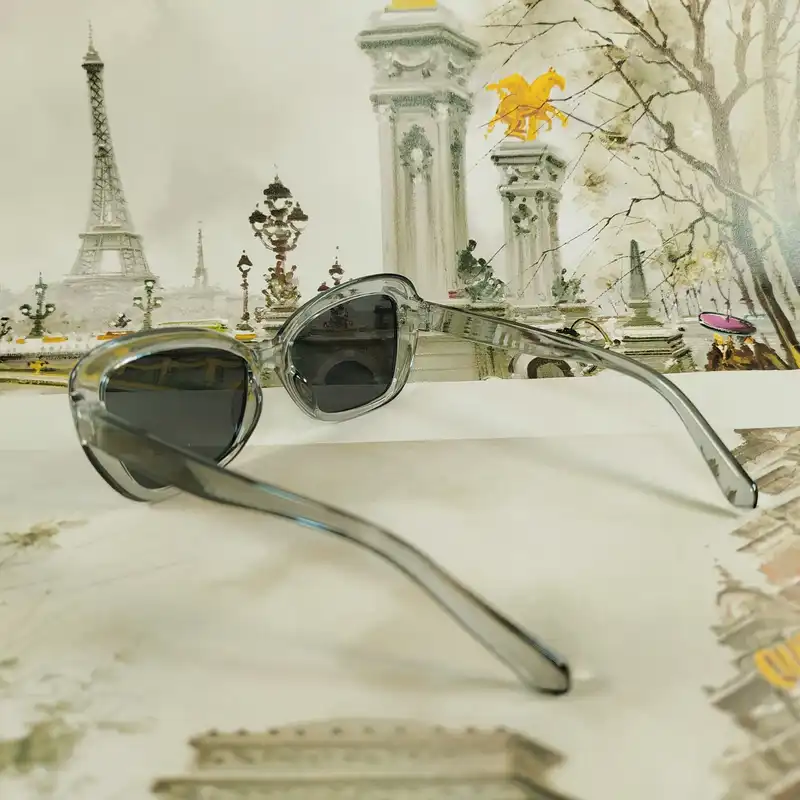 عینک آفتابی بچگانه مدل CH8 کد T