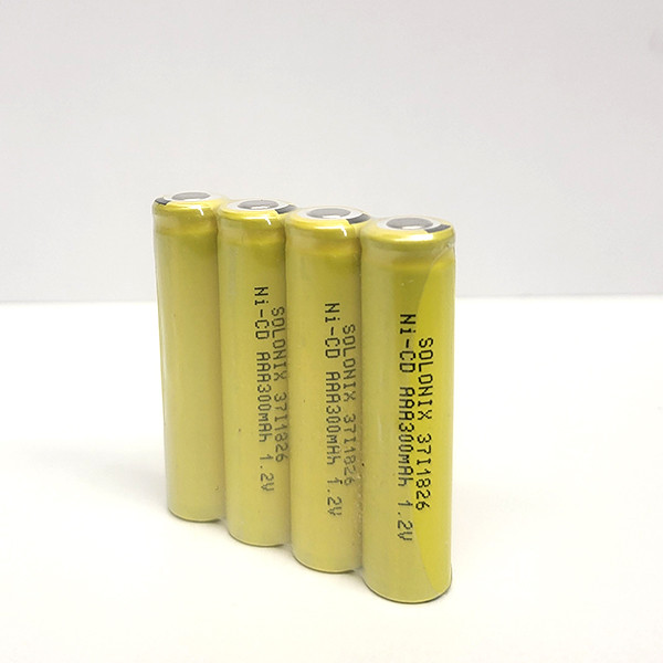 باتری نیم قلمی قابل شارژ سولونیکس مدل صنعتی 300mAh سرتخت مجموعه 20 عددی