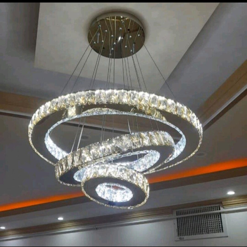 لوستر 3 شعله پادینا مدل کریستالی مدرن کد DK3