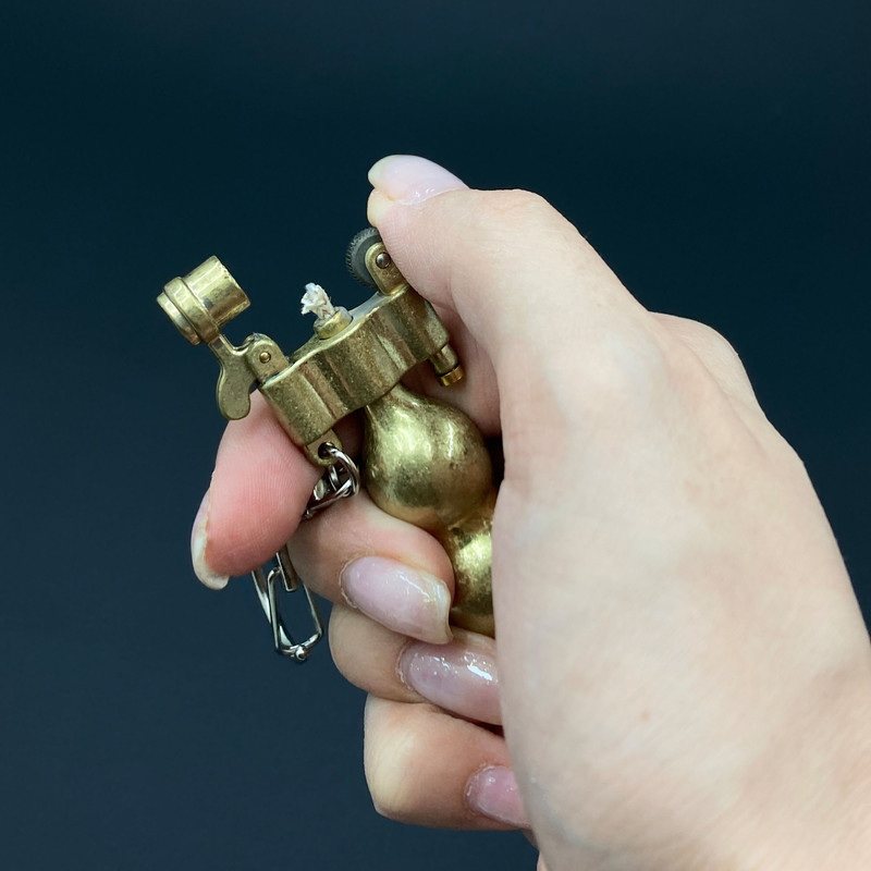 فندک مدل آنتیک طرح خمره کد DKD-1648