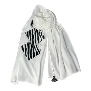 شال زنانه مدل تکه دوزی