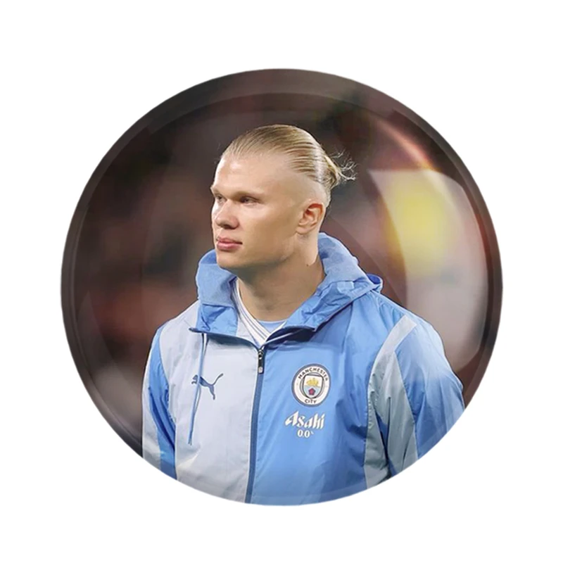 پیکسل خندالو مدل ارلینگ هالند (Erling Haaland) کد 36357