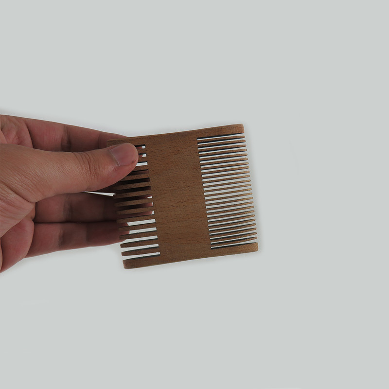 شانه مو مدل چوبی کد DO