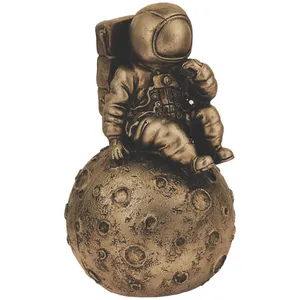 مجسمه مدل فضانورد کد 623