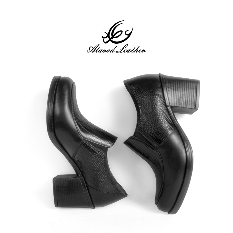 کفش زنانه چرم عطارد مدل چرم طبیعی کد SH147
