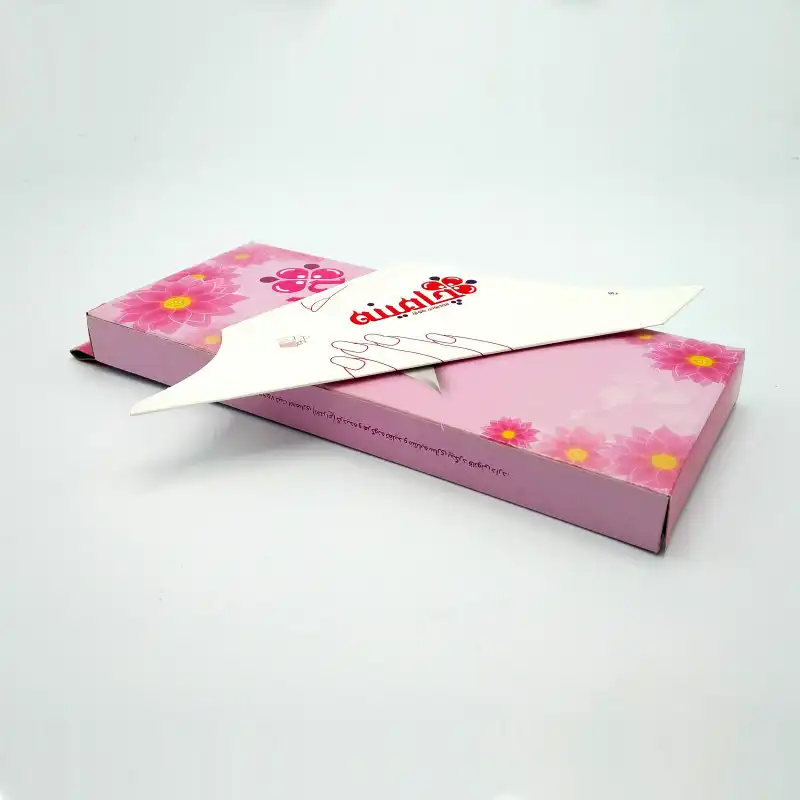 آفتابه مسافرتی مدل AF300 به همراه ابزار توالت سفری