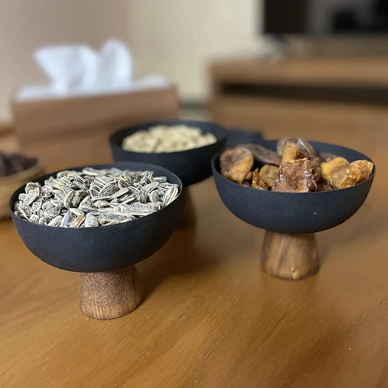 پیاله مدل فلزی پایه چوبی