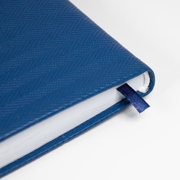 سالنامه سال 1404 مدل پرستو کد 105