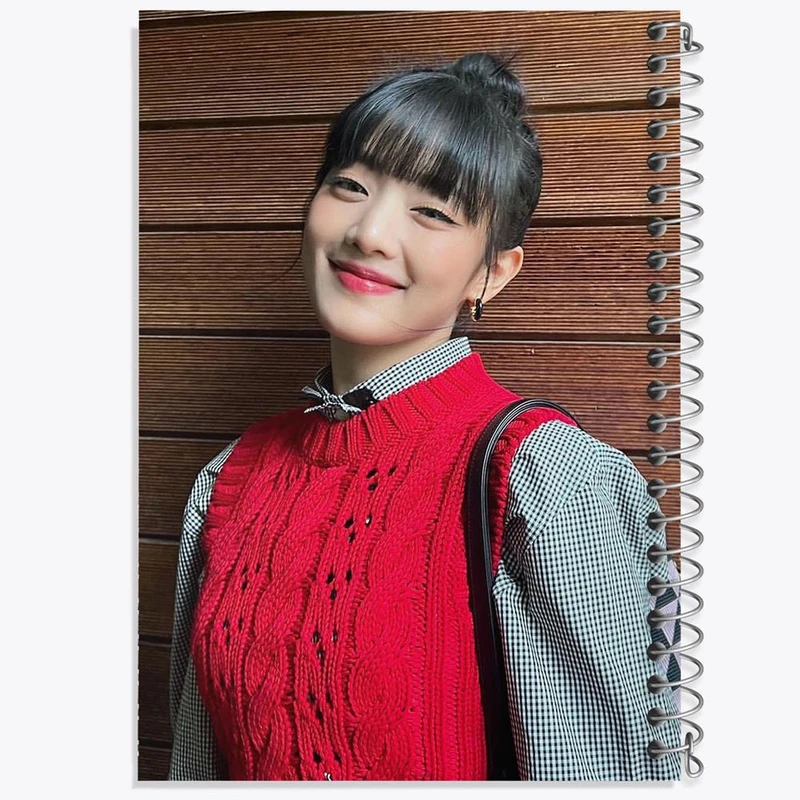 دفتر نت موسیقی 50 برگ خندالو مدل مینی گروه جی آیدل GIdle کد 19532