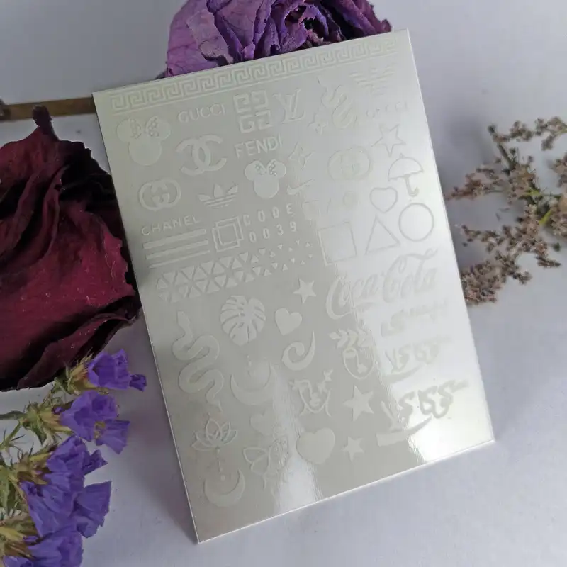 برچسب لنز ناخن مدل متالیک مجموعه 4 عددی