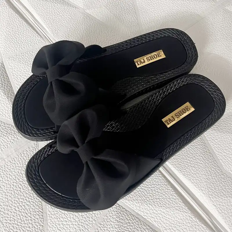 دمپایی زنانه مدل روناک 23500000