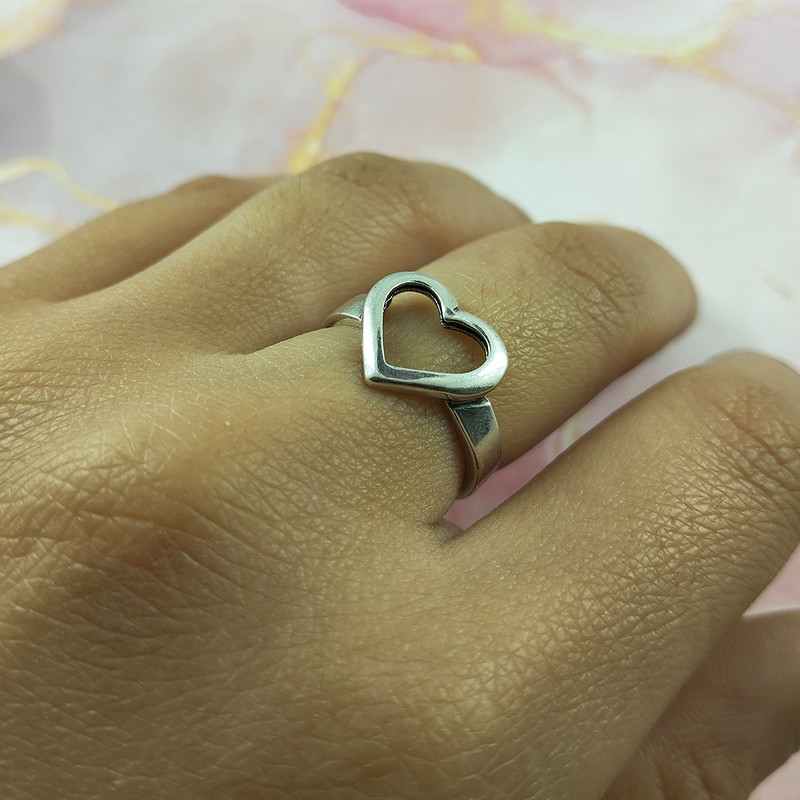 انگشتر نقره زنانه سلین کالا مدل قلب کد 187 انگشتر نقره زنانه سلین کالا مدل قلب کد 187