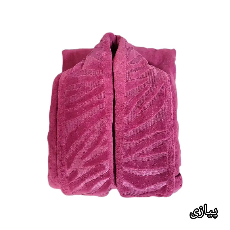 حوله پالتویی طرح آنا کد MO01 سایز 125