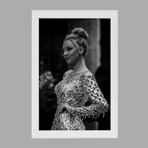 تابلو خندالو مدل کارلا سریال نخبه Elite کد 26055