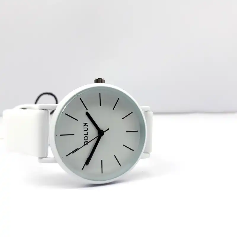 ساعت مچی عقربه ای بلون کد 555