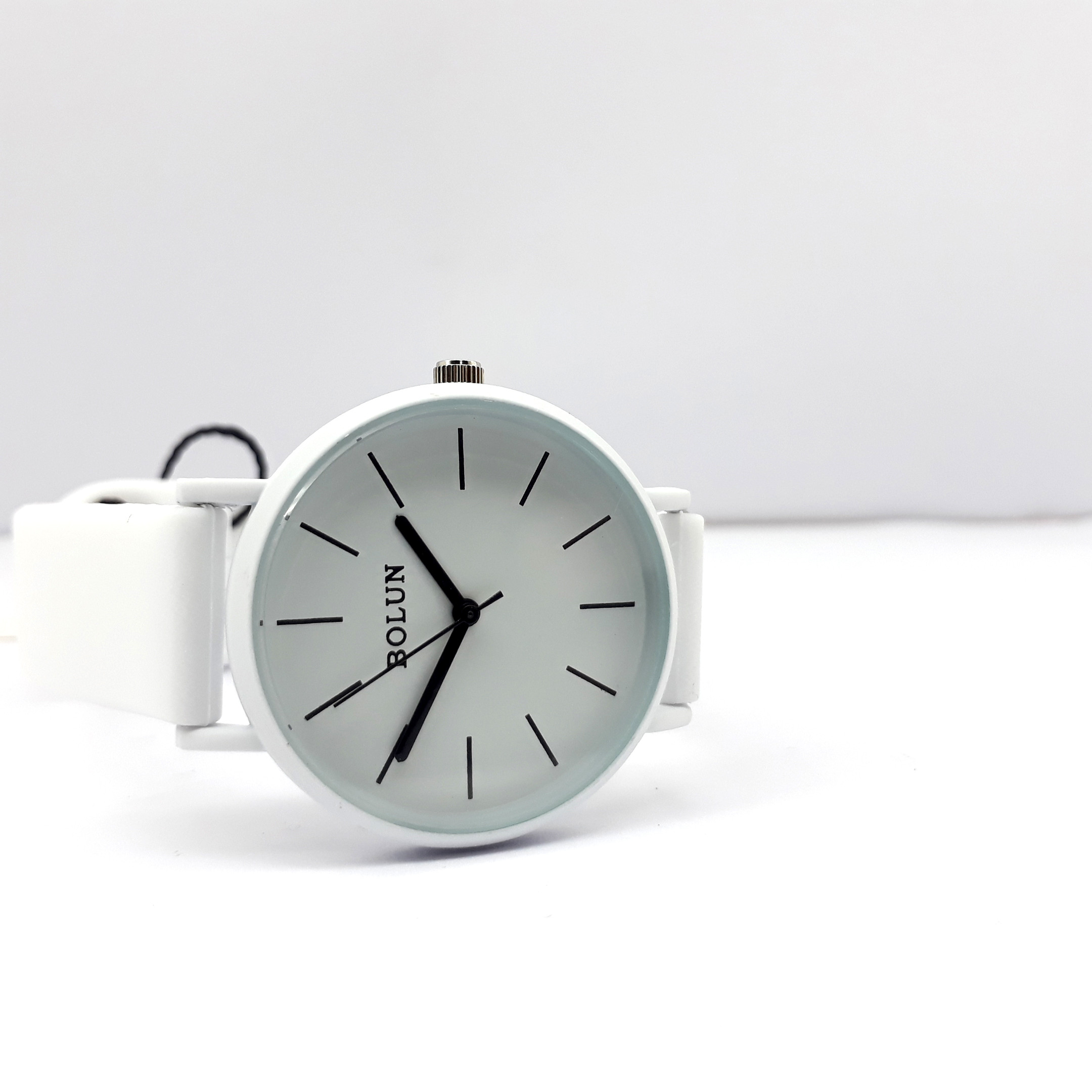 ساعت مچی عقربه ای بلون کد 555 ساعت مچی عقربه ای بلون کد 555