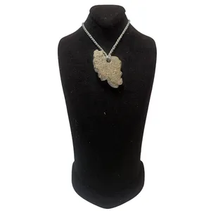 گردنبند مدل سنگی نقشه ایران کد 03