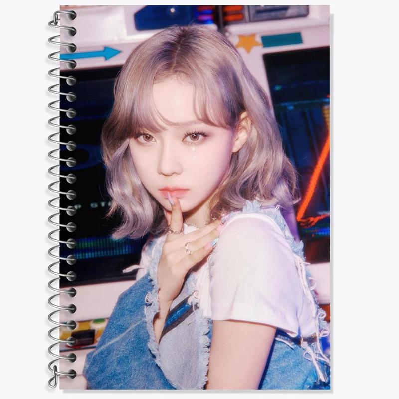 دفتر لغت 50 برگ خندالو مدل وینتر گروه آسپا Aespa کد 19741