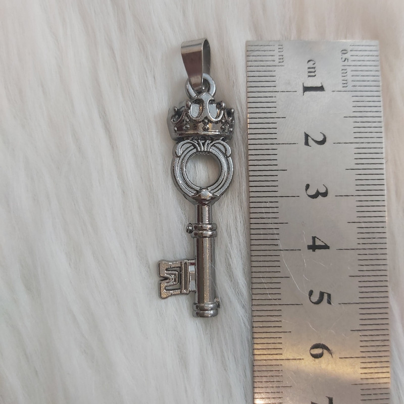 آویز گردنبند طرح کلید کد Key111 آویز گردنبند طرح کلید کد Key111