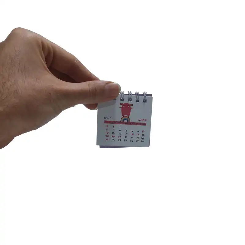 تقویم رومیزی سال 1403 دات مدل هیول