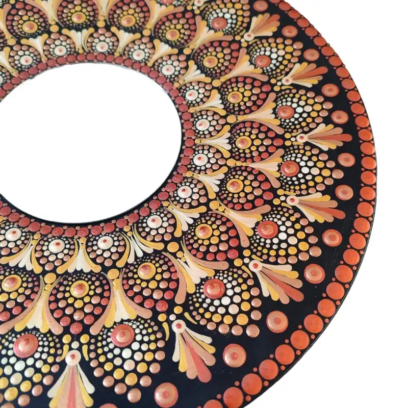 بشقاب دیوارکوب سفالی مدل دات ماندالا کد 830