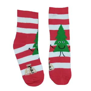 جوراب بچگانه مدل کاج