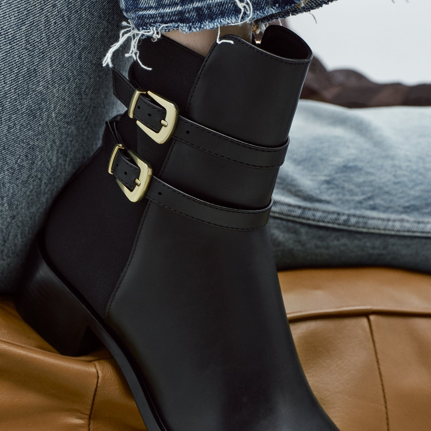 STRAPPY ANKLE BOOTS WITH BUCKLE