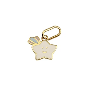 آویز گردنبند طلا 18 عیار بچگانه زرلاین طرح ستاره کد m-4077