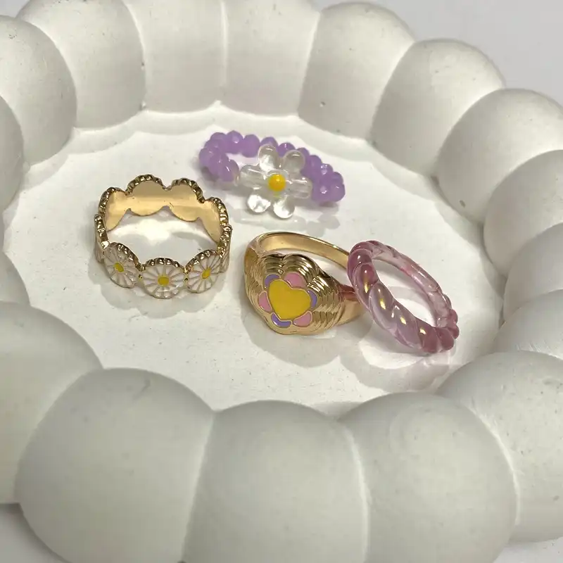 انگشتر زنانه آی ام مدل بابونه مجموعه 4 عددی