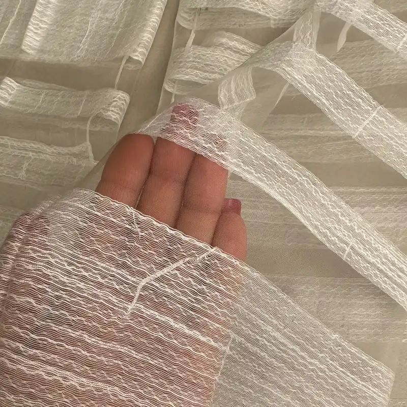 شال زنانه مدل حریر طرح دار مهمانی مجلسی حاشیه  ویسکوز راه راه کد 4